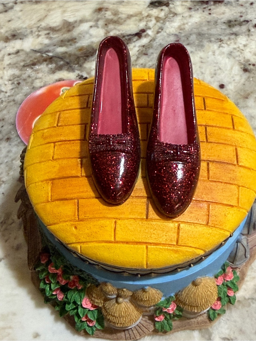 Wizard Of Oz Trinket Box Ruby Slippers Atop Munchkinland Westland Giftware